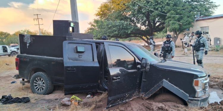 EN SONORA, GUARDIA NACIONAL Y EJÉRCITO MEXICANO ASEGURAN MÁS DE 6 MIL CARTUCHOS ÚTILES, 76 CARGADORES Y 11 ARMAS LARGAS
