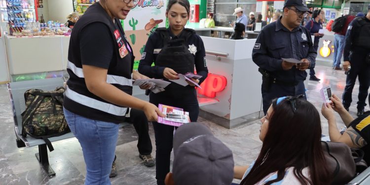 TRABAJA SSPM Y PREVENCIÓN DEL DELITO DEL ESTADO EN VOLANTEO INFORMATIVO