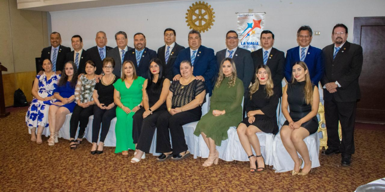 EL CLUB ROTARIO OBREGÓN SUR REALIZÓ LA TOMA DE PROTESTA DE LA MESA DIRECTIVA 2024-2025