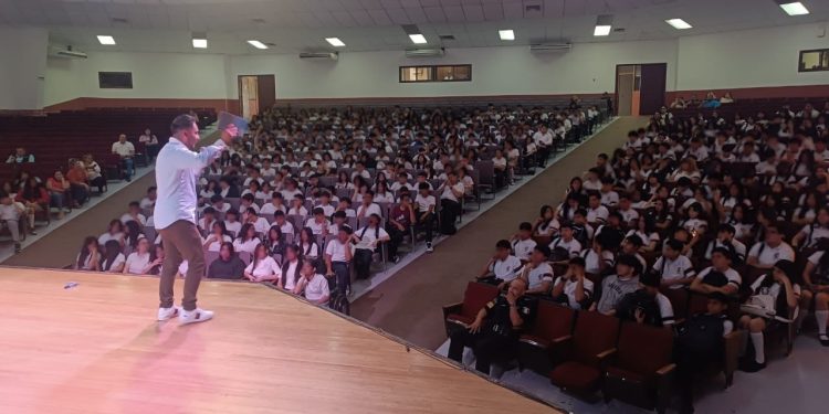 Inicia SSP acciones preventivas en planteles educativos de Agua Prieta, Cananea e Ímuris*