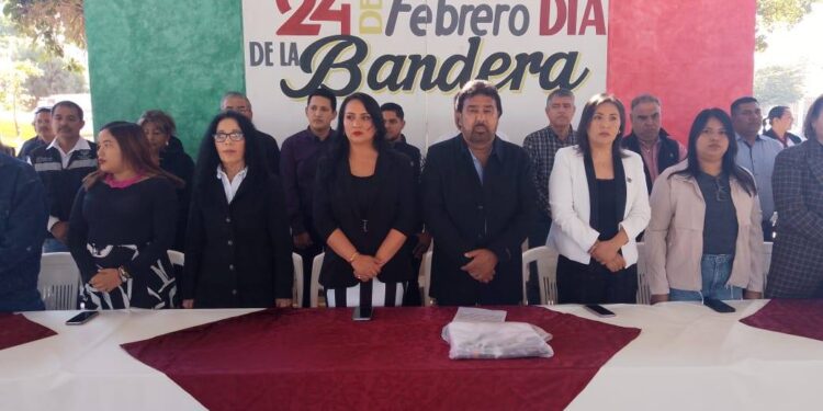 CONMEMORAN DIA DE LA BANDERA EN ETCHOJOA
